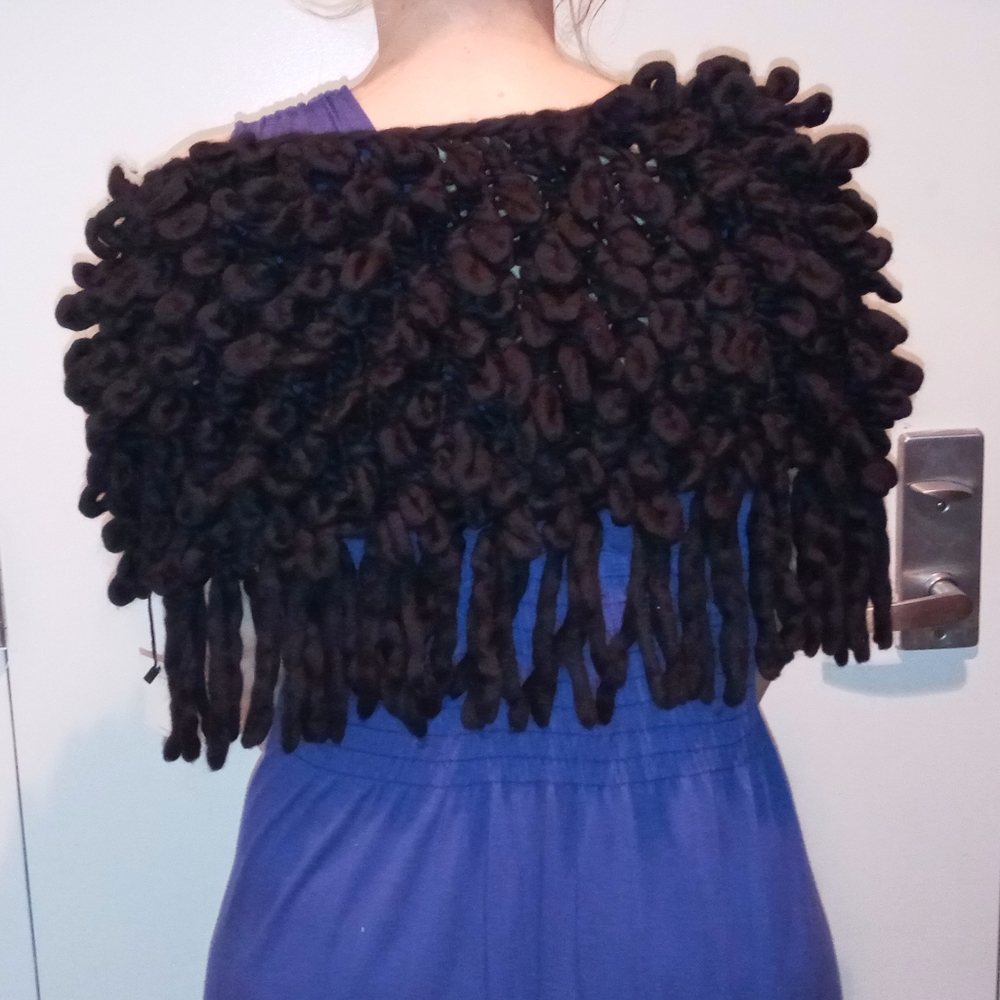 THIRD PIECE | Black Merion Wool Hand-Knit Loopy Cowl